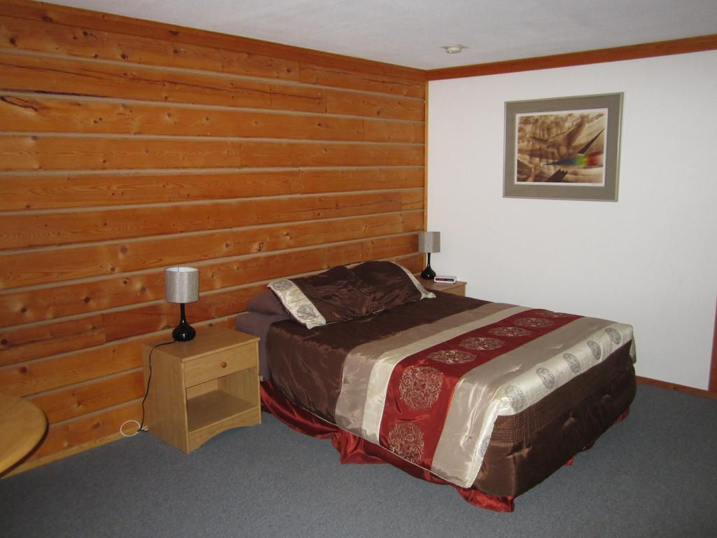 Spirit Lake Lodge Whitehorse Chambre photo