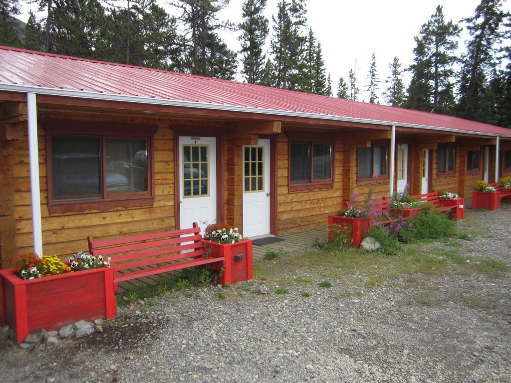 Spirit Lake Lodge Whitehorse Extérieur photo
