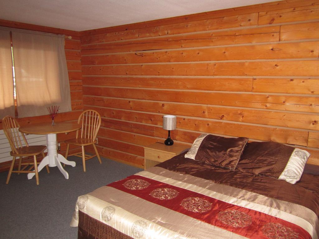 Spirit Lake Lodge Whitehorse Chambre photo
